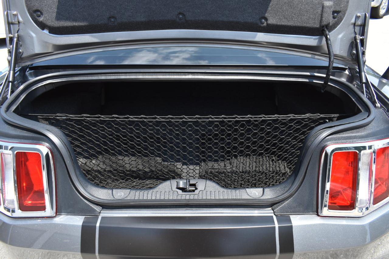 Ford Mustang V6 Coupe 2011