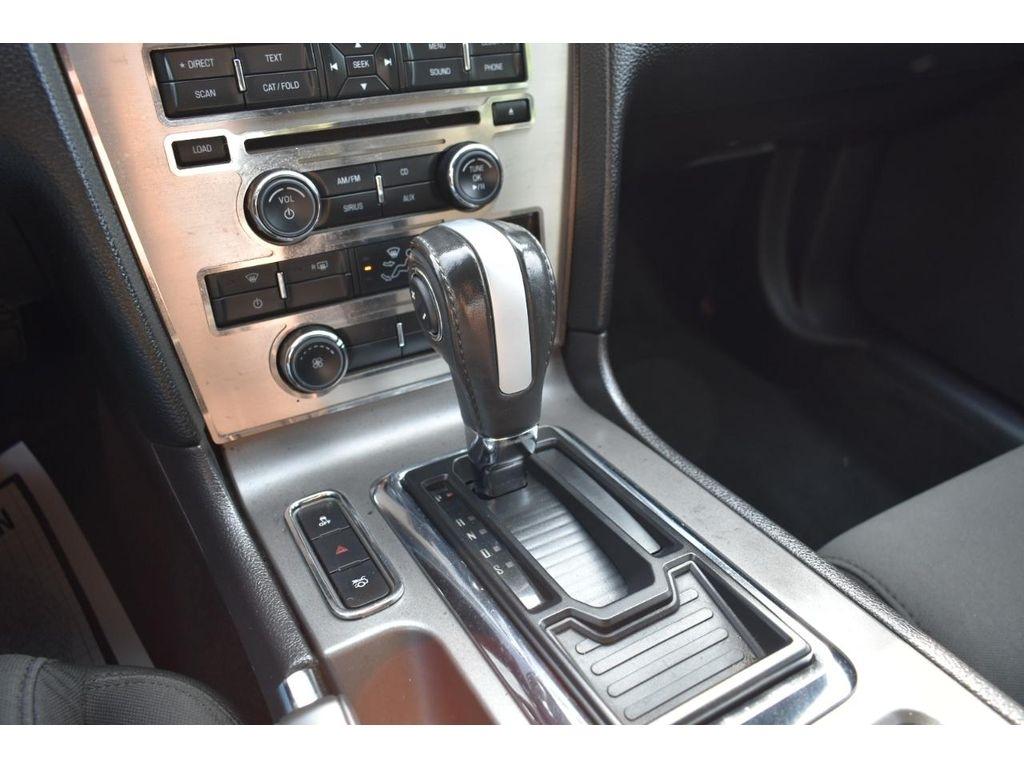 Ford Mustang GT convertible 2014