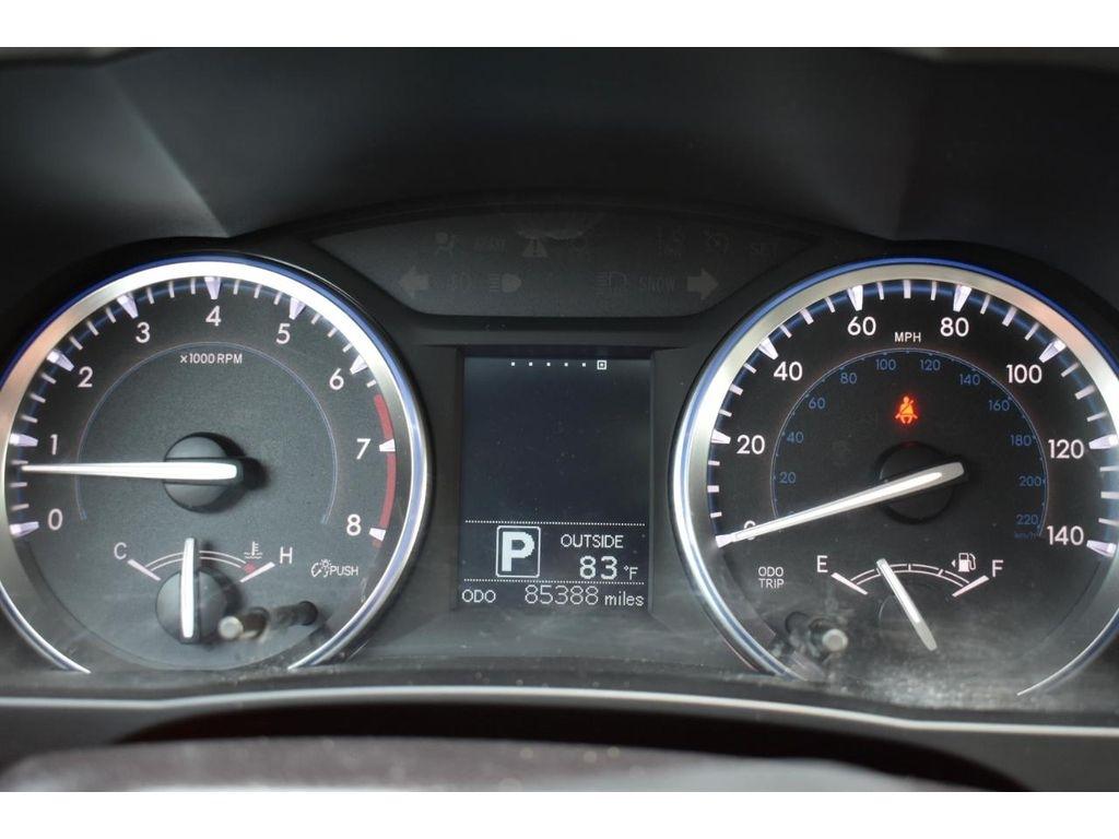 Toyota Highlander LE AWD V6 2016