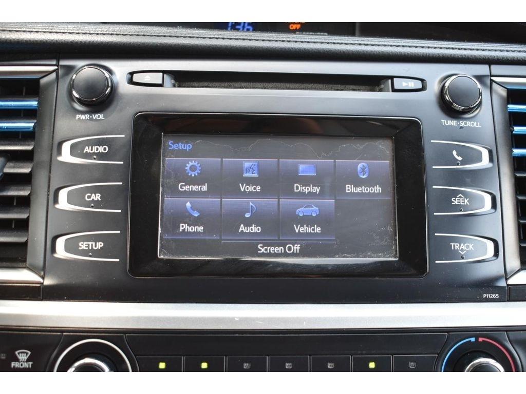 Toyota Highlander LE AWD V6 2016