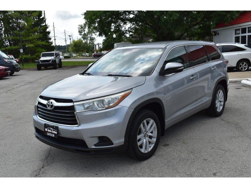 Toyota Highlander LE AWD V6 2016