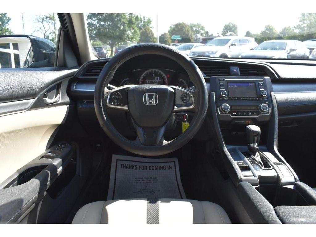Honda Civic LX Sedan CVT 2016