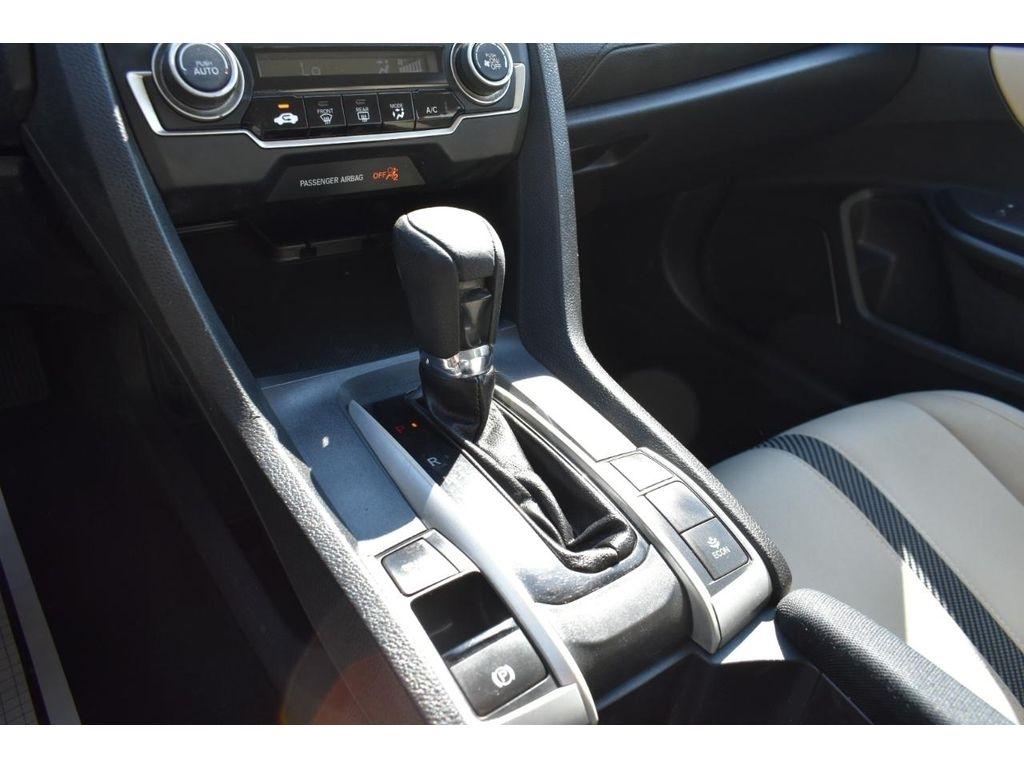 Honda Civic LX Sedan CVT 2016