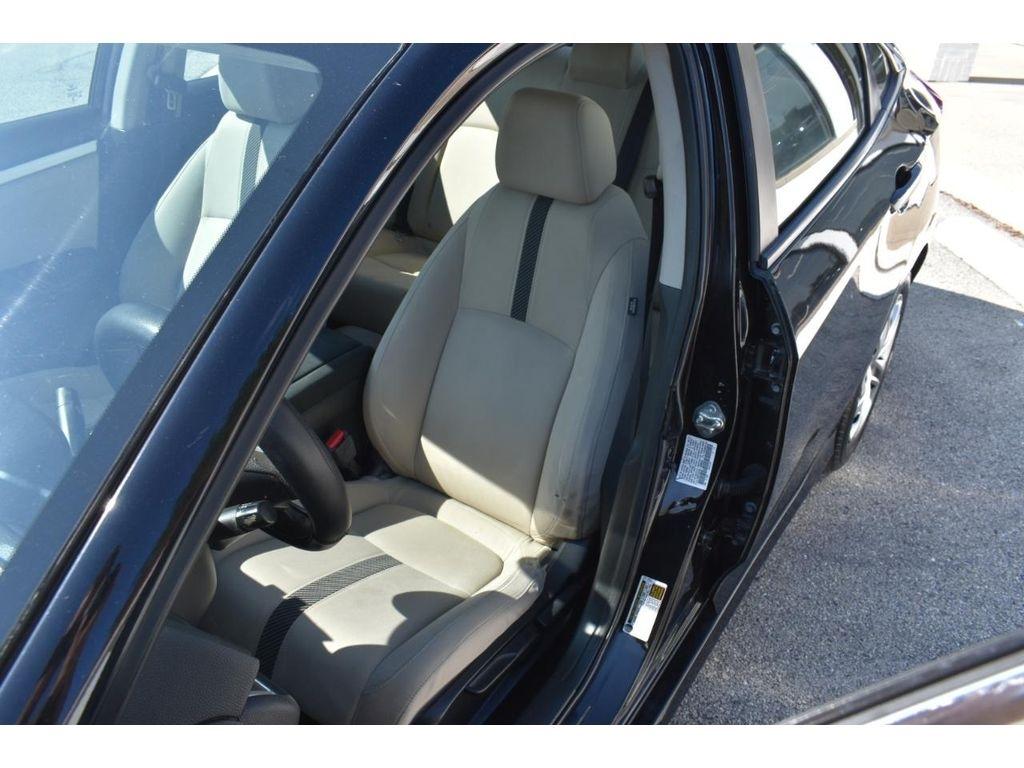 Honda Civic LX Sedan CVT 2016