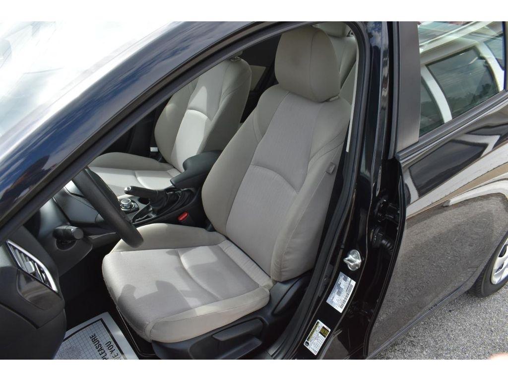 Mazda MAZDA3 i Sport MT 4-Door 2016