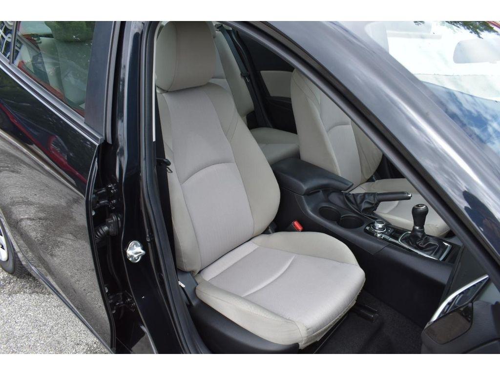 Mazda MAZDA3 i Sport MT 4-Door 2016