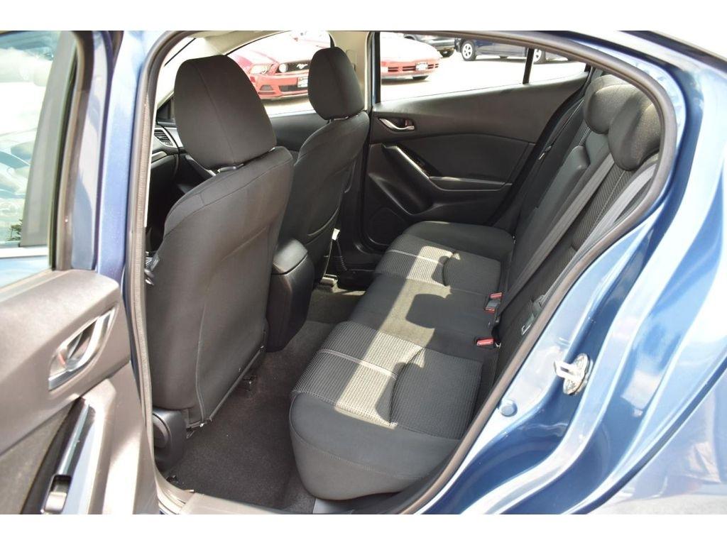 Mazda MAZDA3 i Sport AT 4-Door 2017