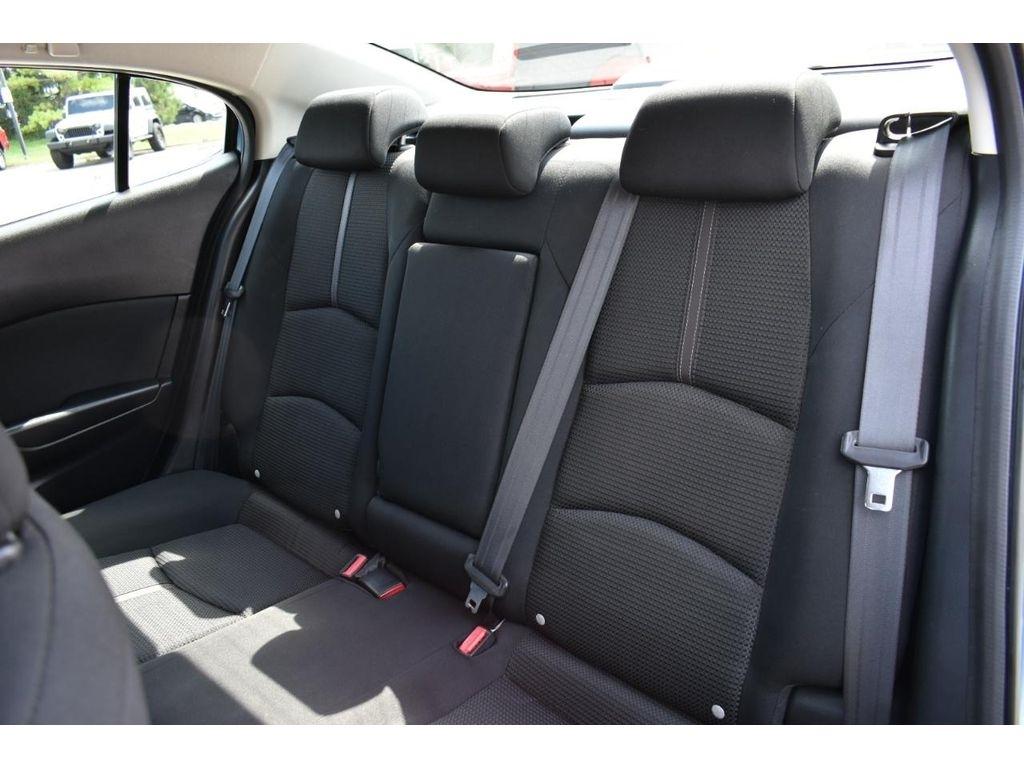 Mazda MAZDA3 i Sport AT 4-Door 2017