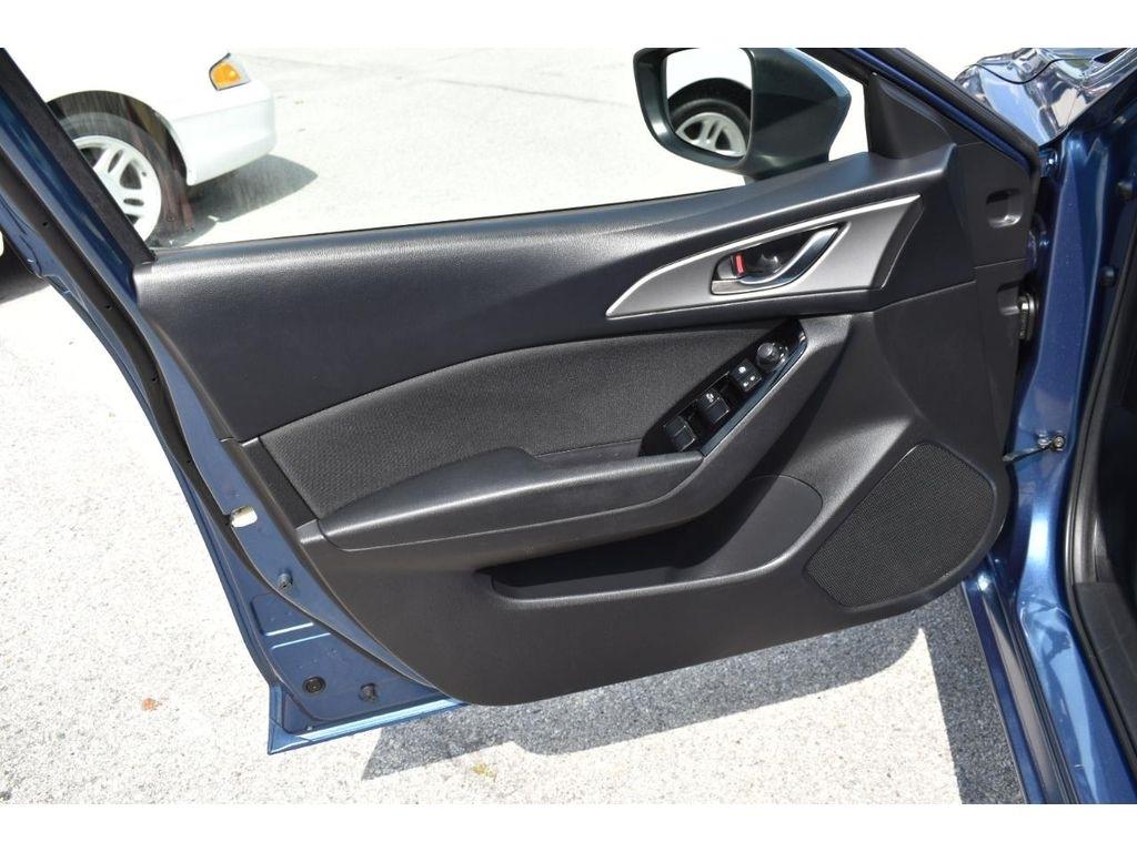 Mazda MAZDA3 i Sport AT 4-Door 2017