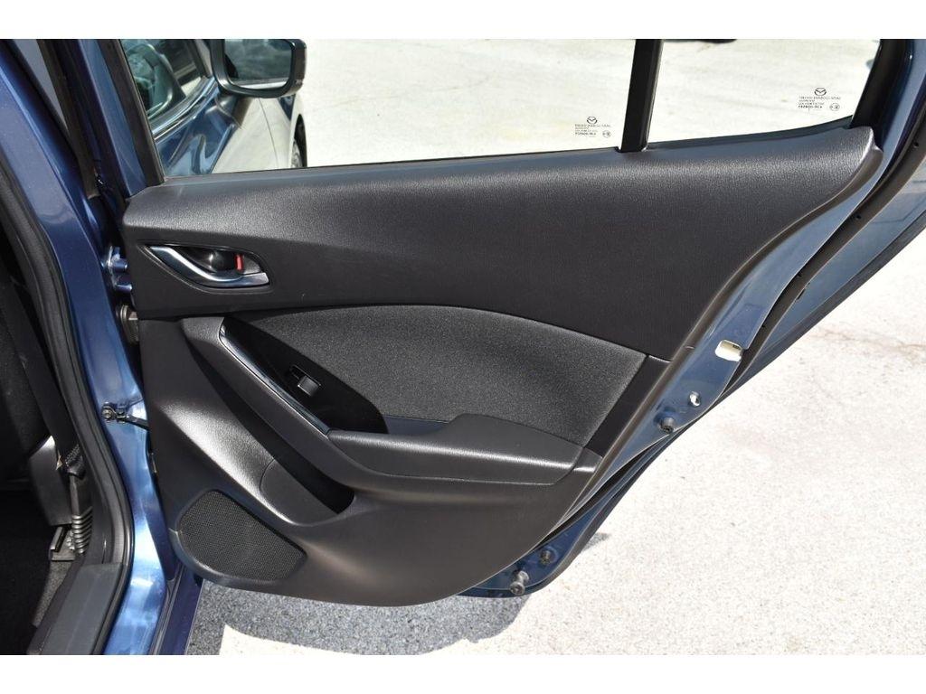 Mazda MAZDA3 i Sport AT 4-Door 2017