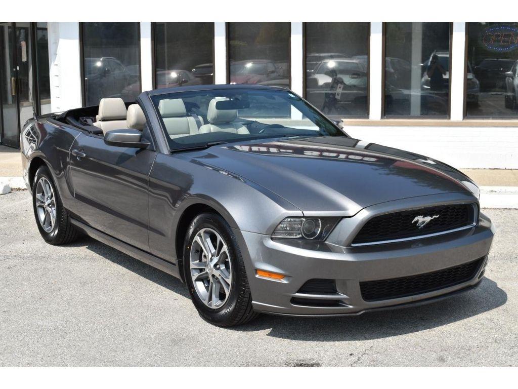 Ford Mustang V6 Premium Convertible 2014