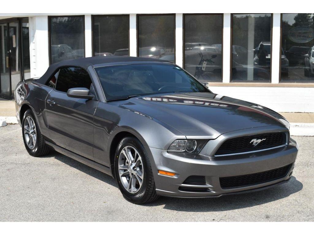 Ford Mustang V6 Premium Convertible 2014