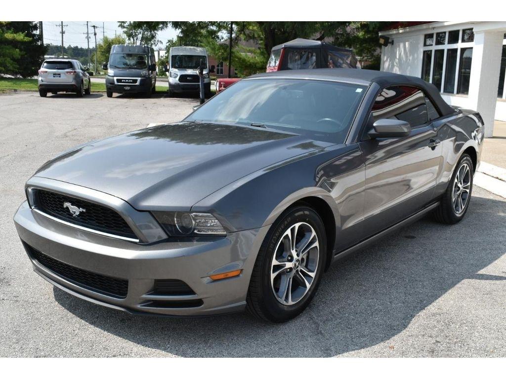 Ford Mustang V6 Premium Convertible 2014