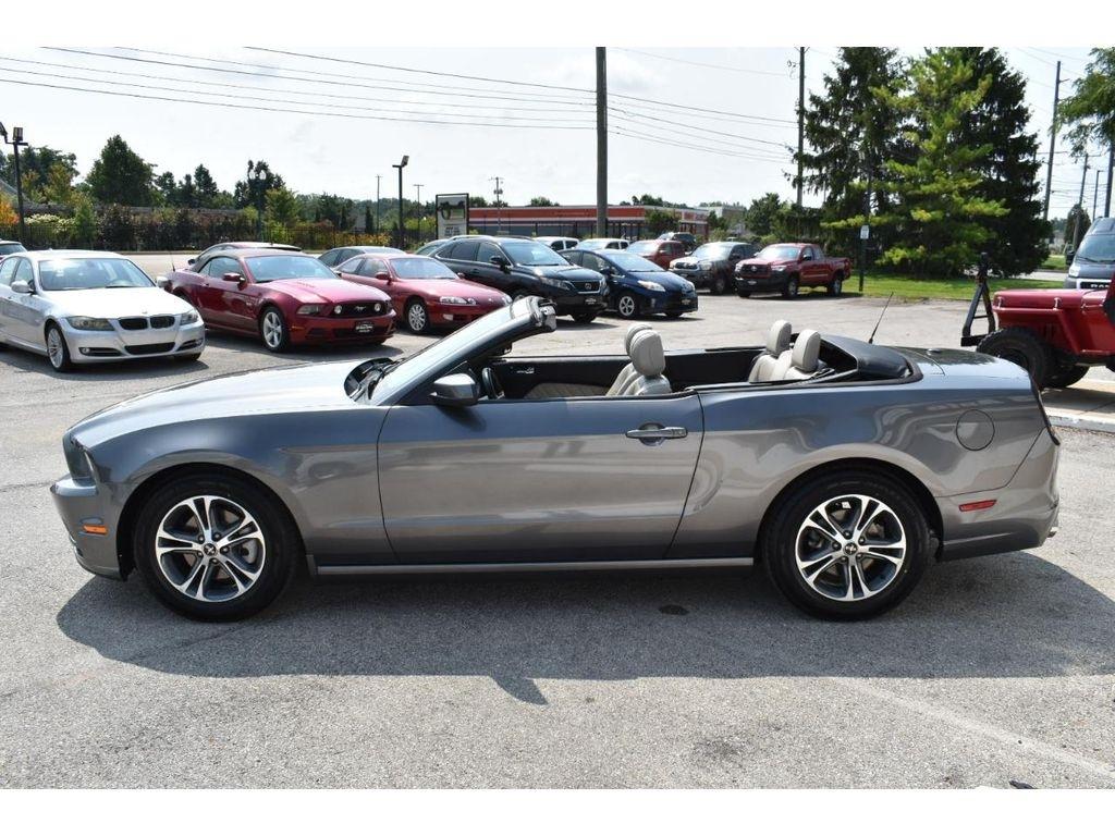 Ford Mustang V6 Premium Convertible 2014