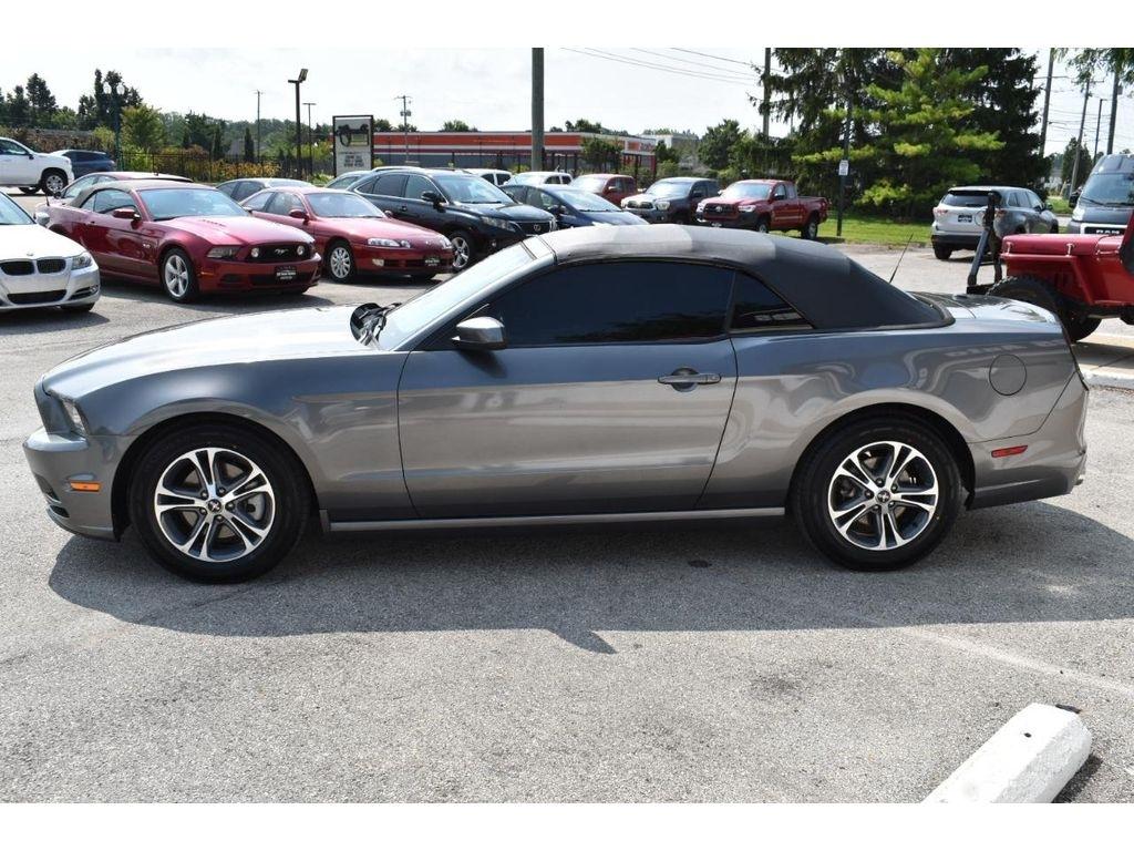 Ford Mustang V6 Premium Convertible 2014