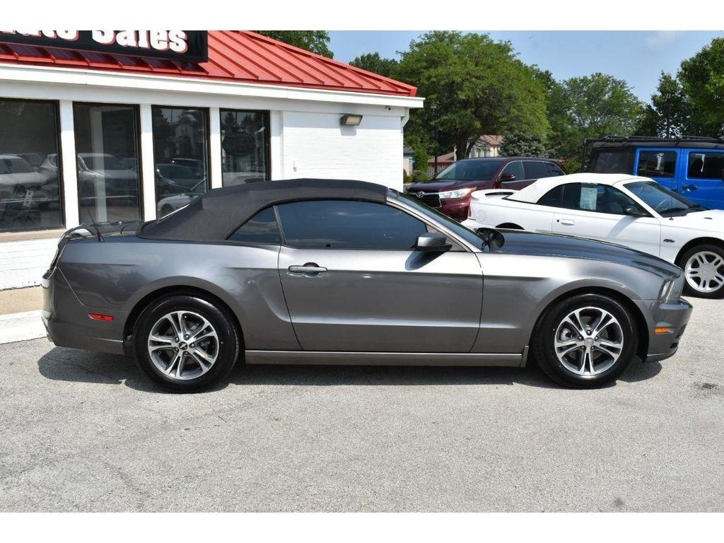 Ford Mustang V6 Premium Convertible 2014