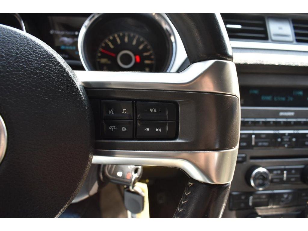 Ford Mustang V6 Premium Convertible 2014