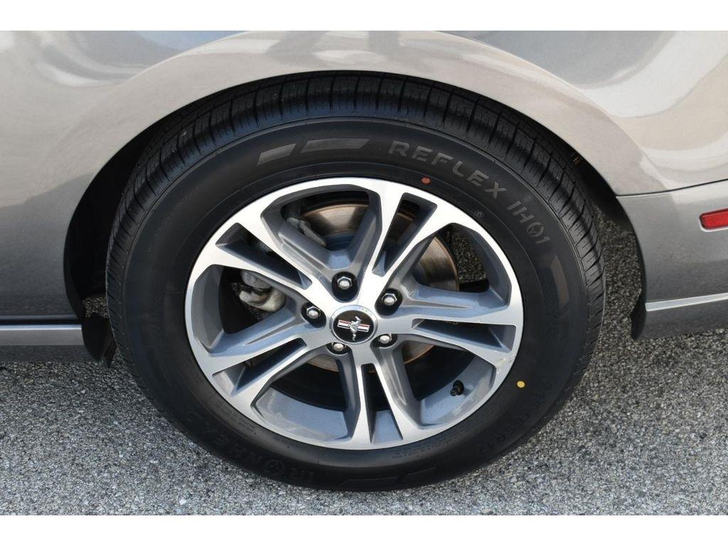 Ford Mustang V6 Premium Convertible 2014