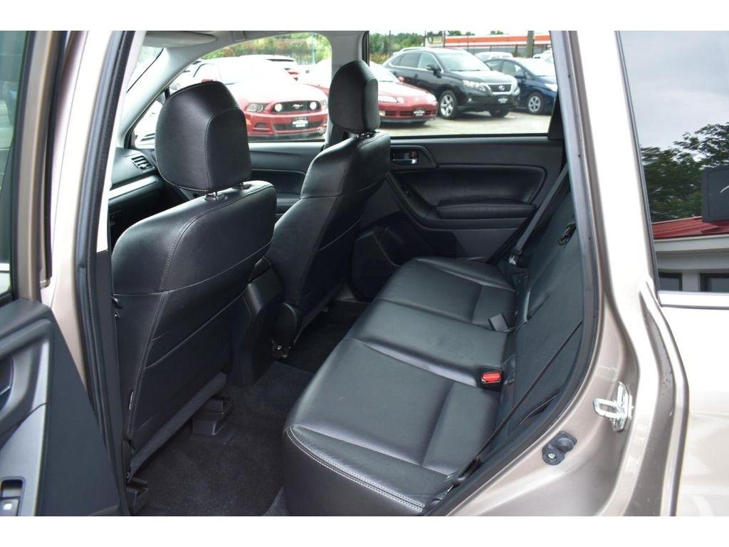 Subaru Forester 2.5i Limited 2015
