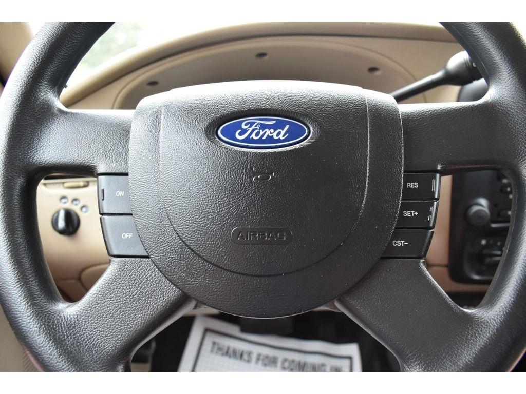 Ford Ranger XLT SuperCab 4-Door 2WD 2005
