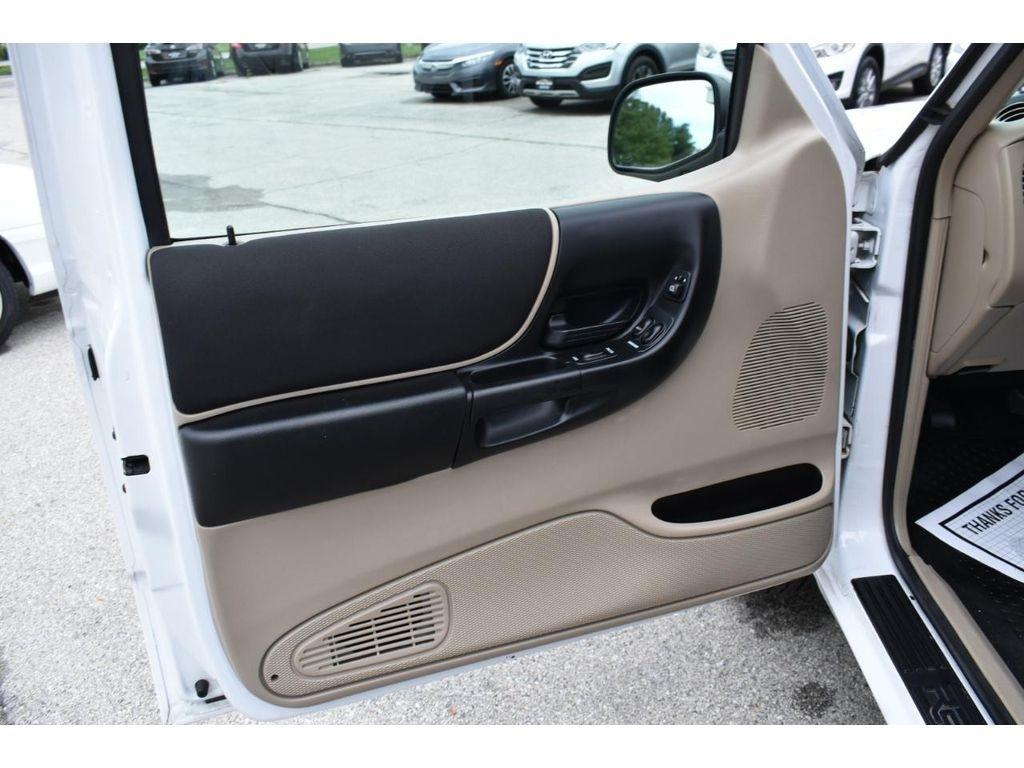 Ford Ranger XLT SuperCab 4-Door 2WD 2005