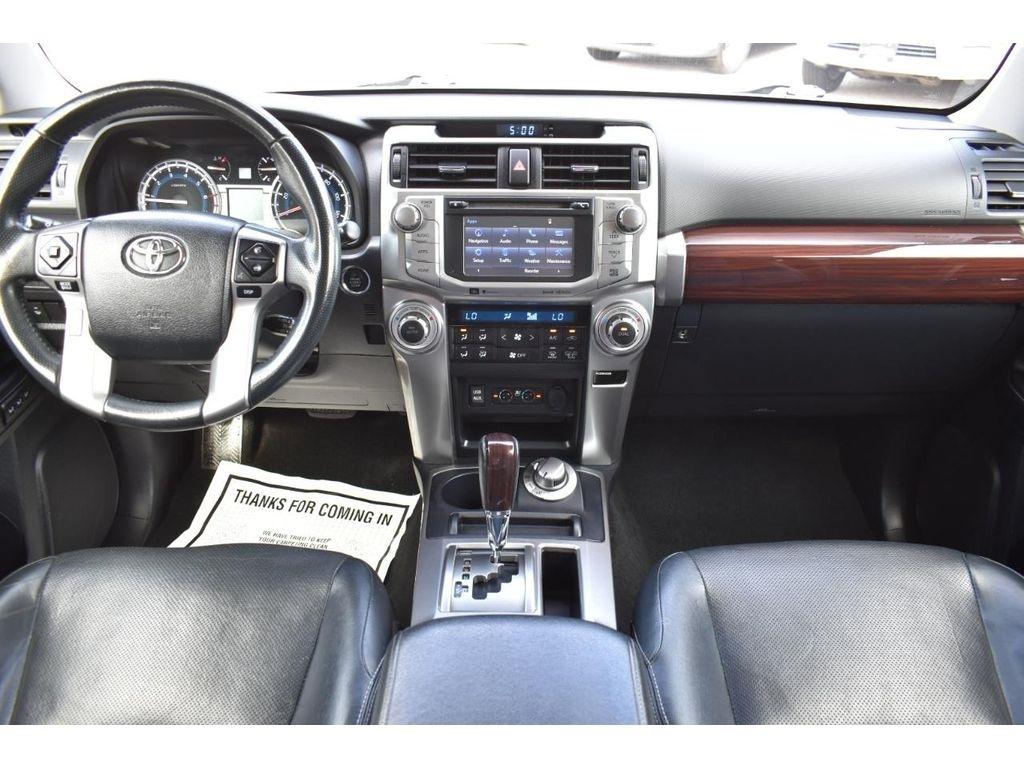 Toyota 4Runner Limited 4WD V6 2016