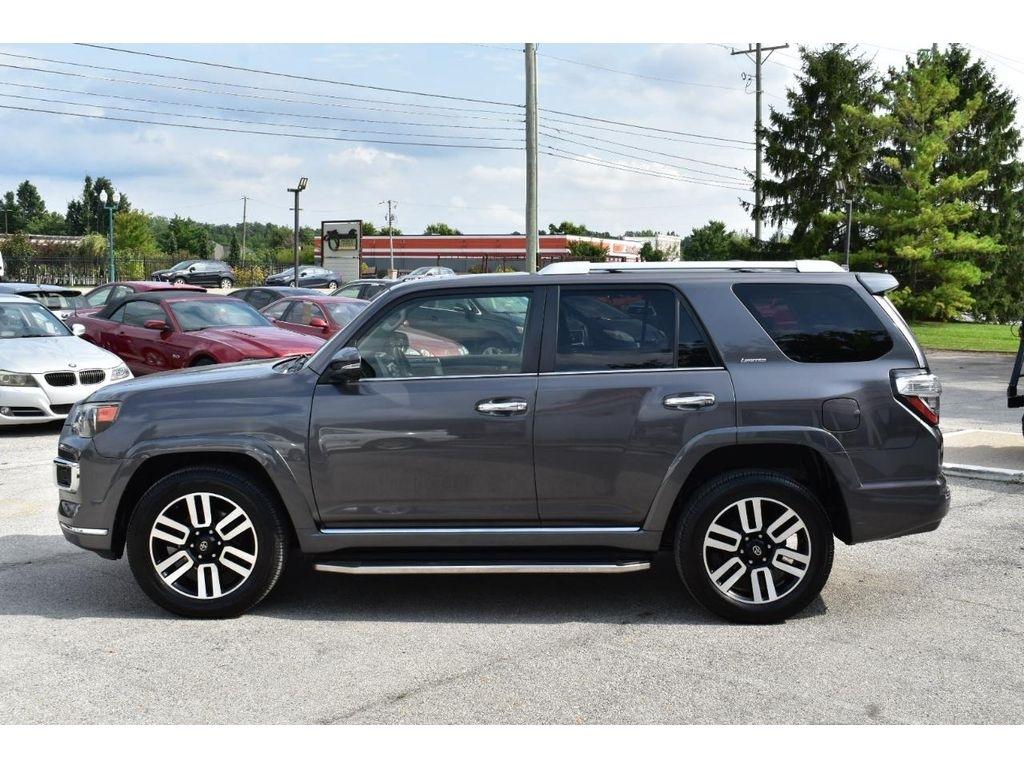 Toyota 4Runner Limited 4WD V6 2016