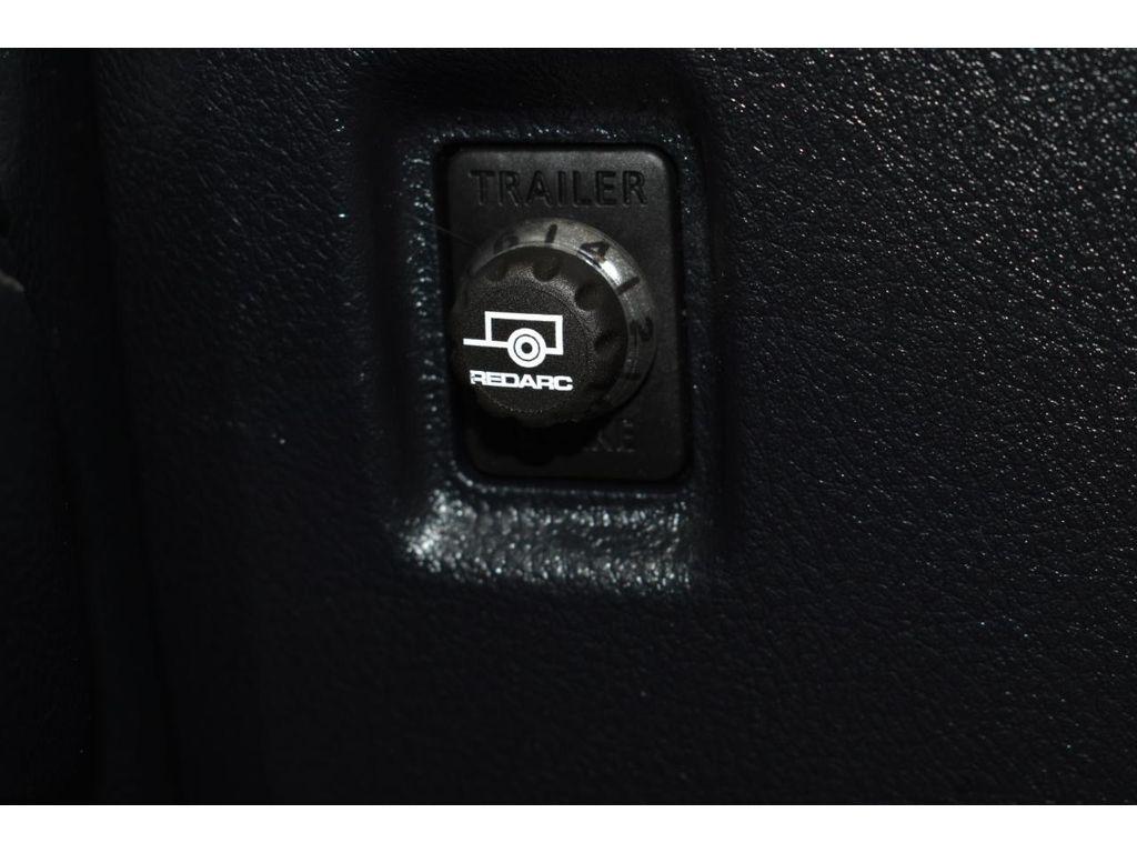 Toyota 4Runner Limited 4WD V6 2016