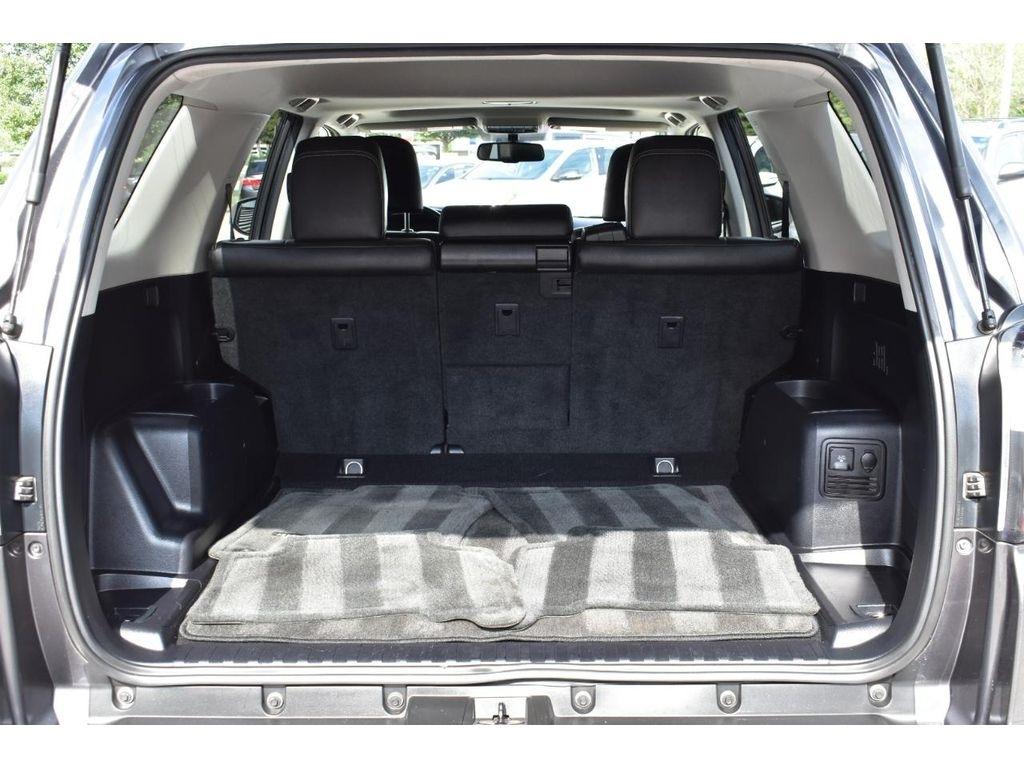 Toyota 4Runner Limited 4WD V6 2016