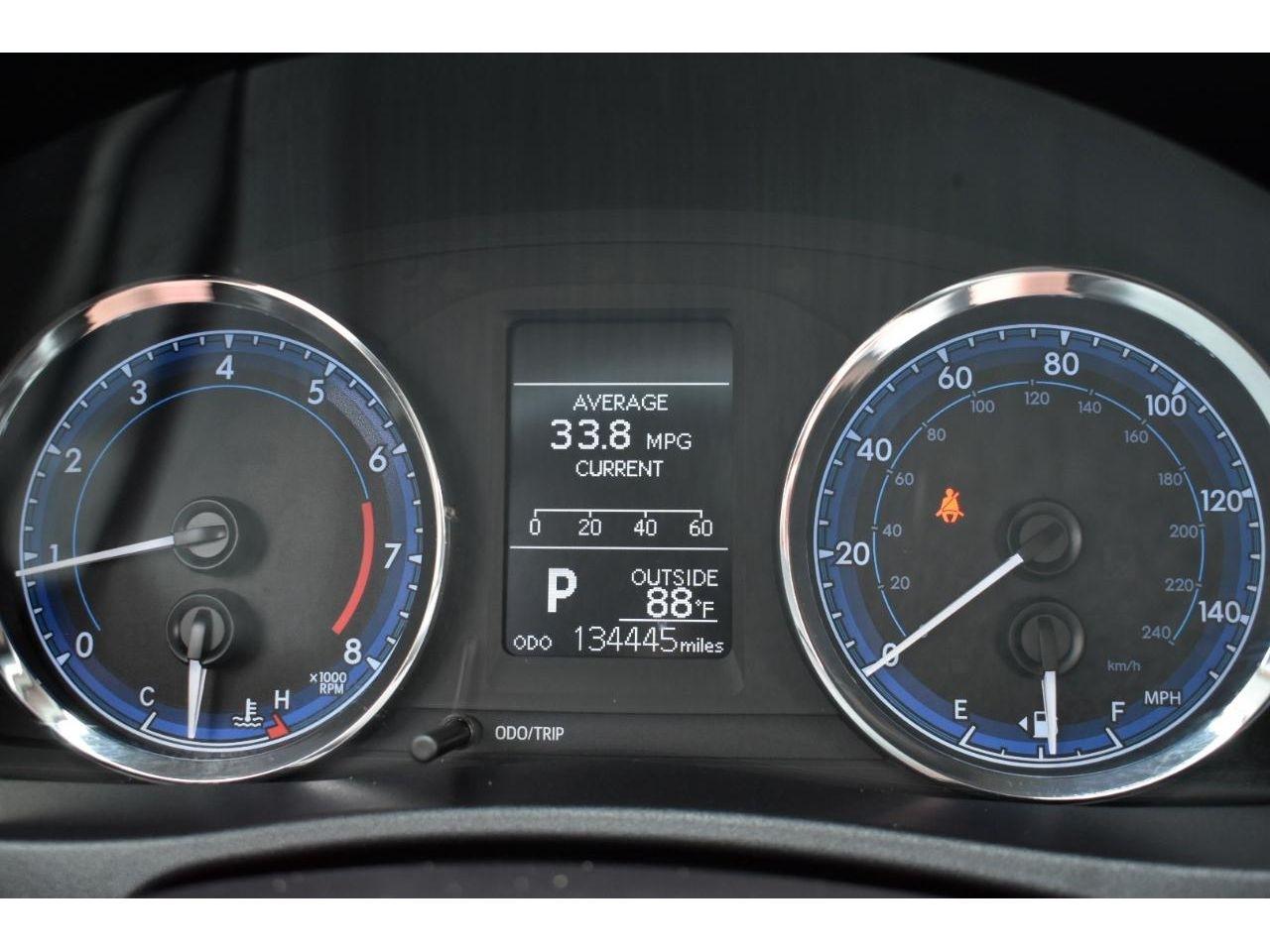 Toyota Corolla L CVT 2017