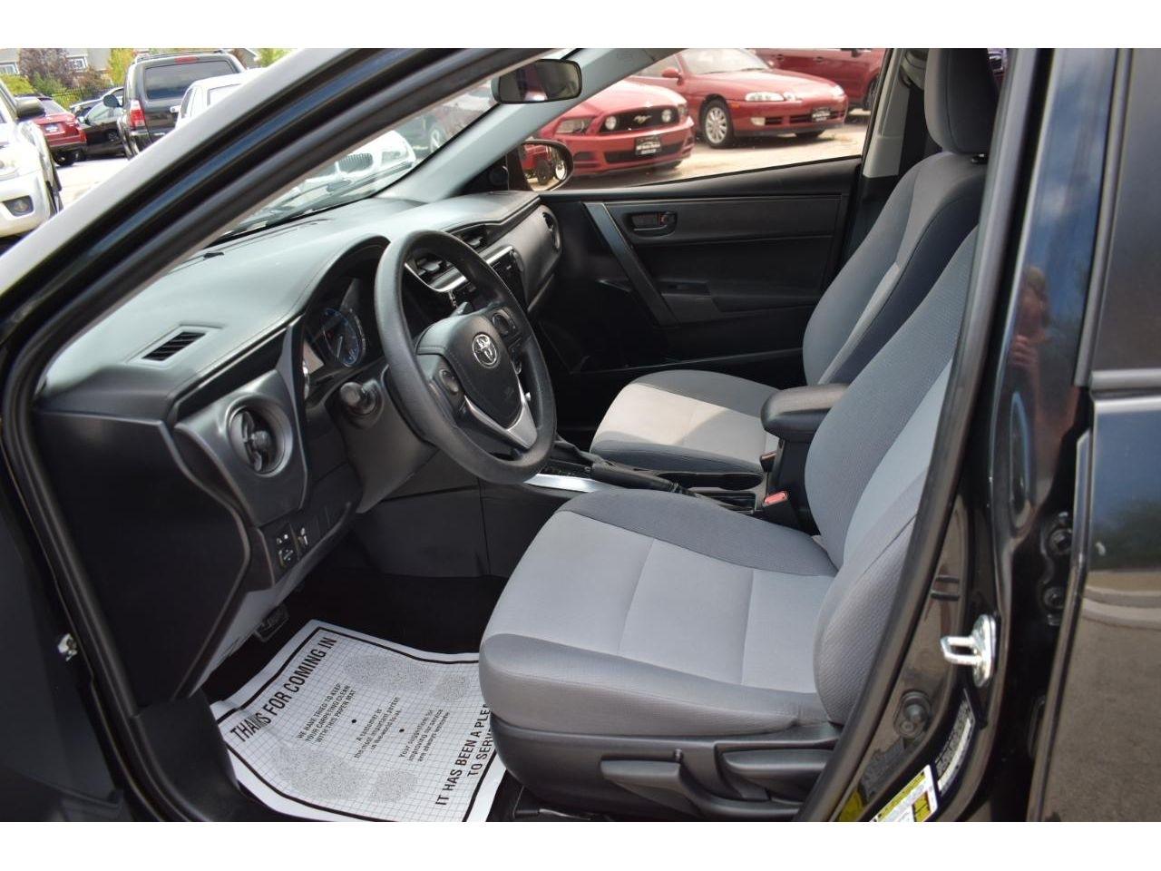 Toyota Corolla L CVT 2017