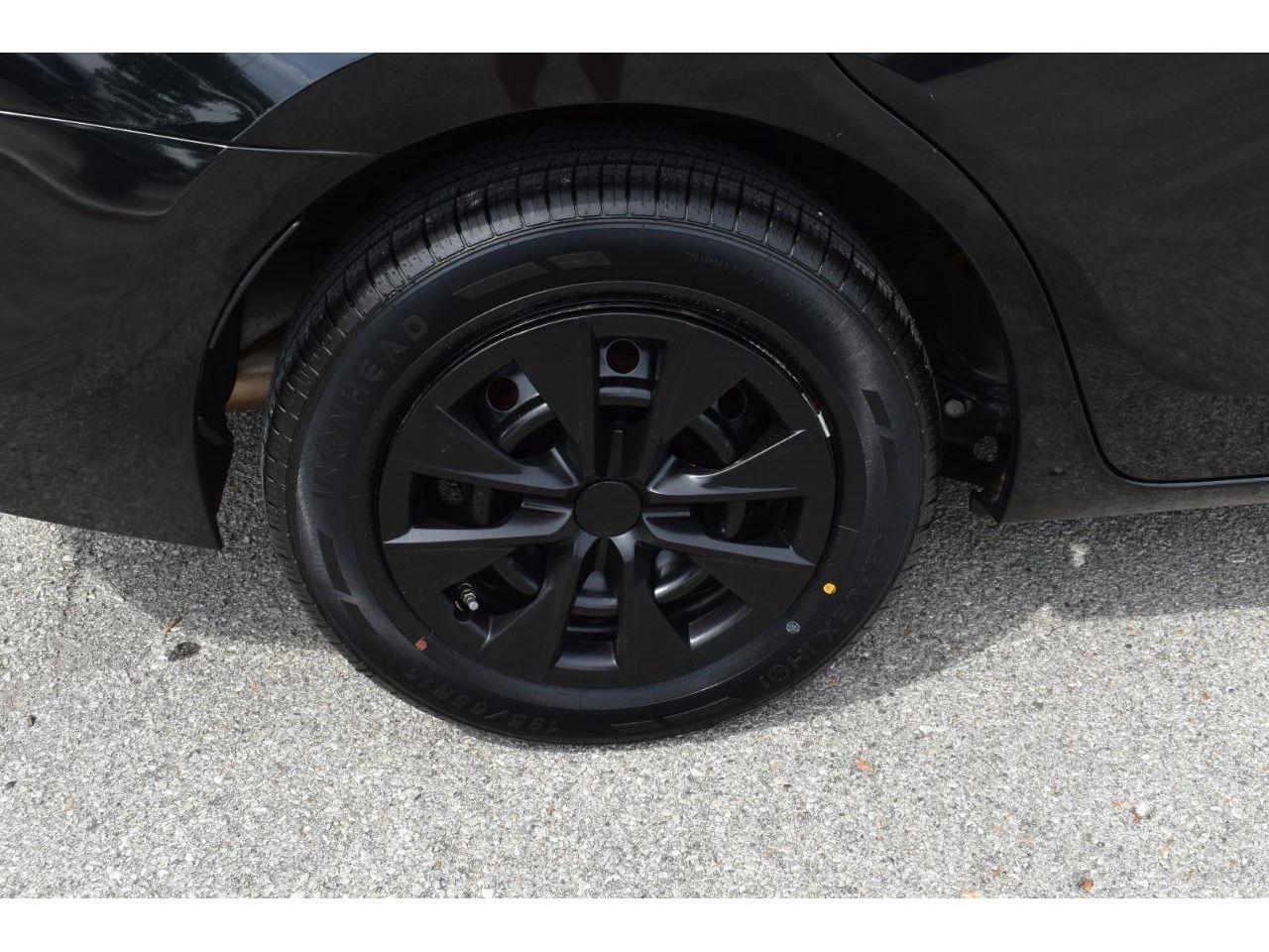 Toyota Corolla L CVT 2017