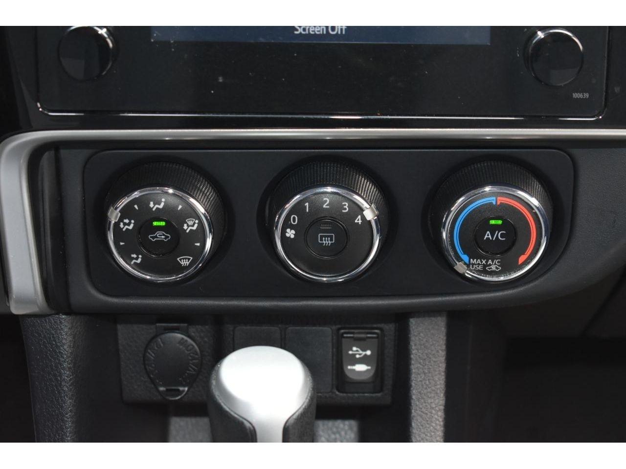 Toyota Corolla L CVT 2017