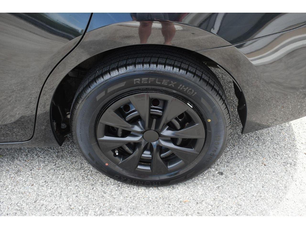 Toyota Corolla L CVT 2017