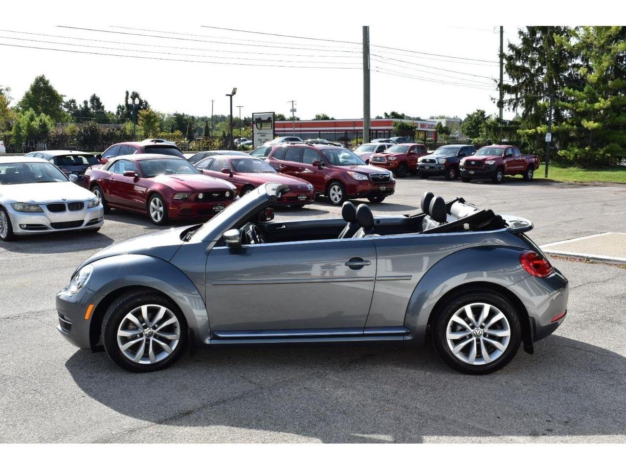 Volkswagen Beetle TDI Convertible 6A 2013