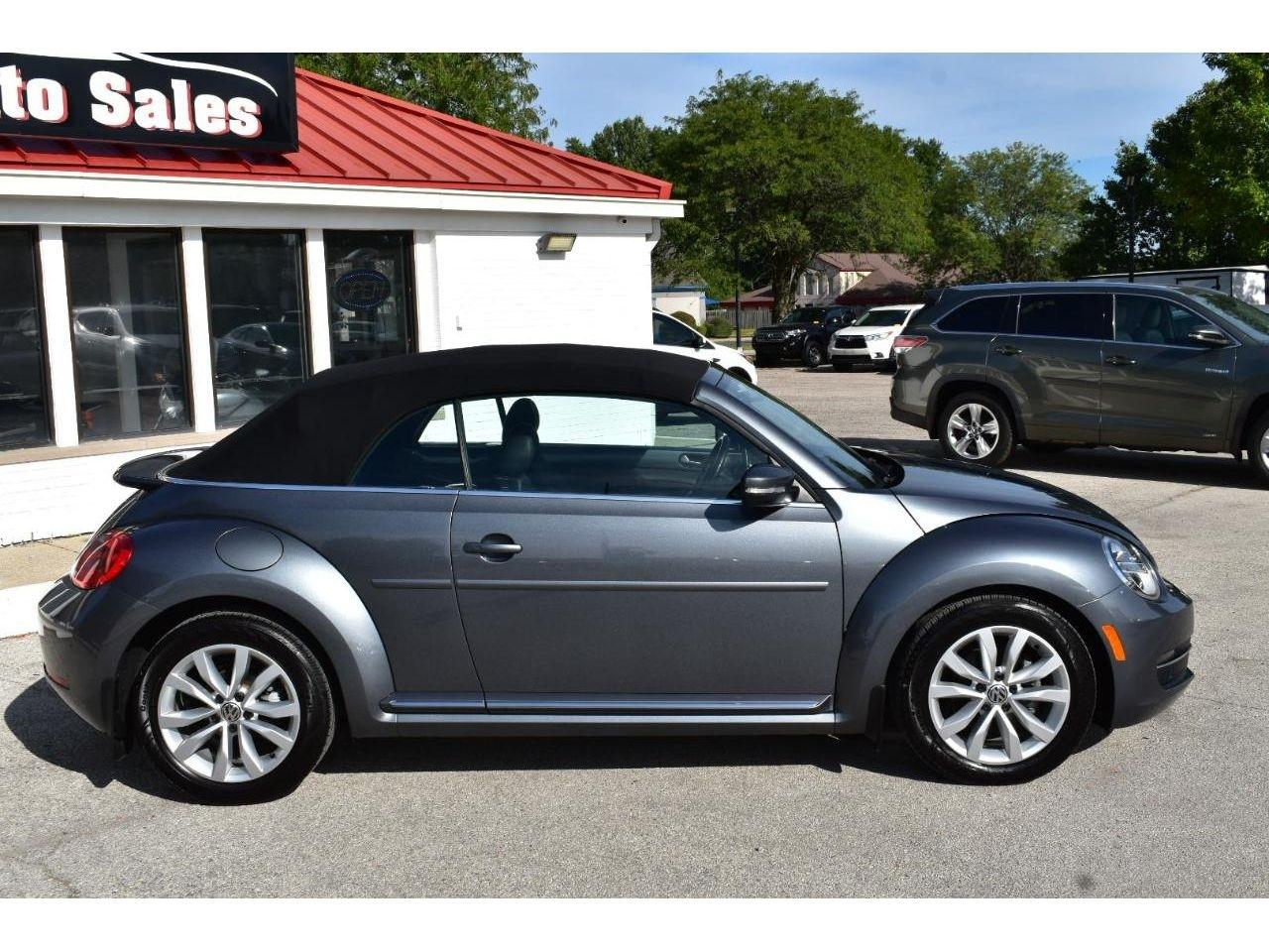 Volkswagen Beetle TDI Convertible 6A 2013