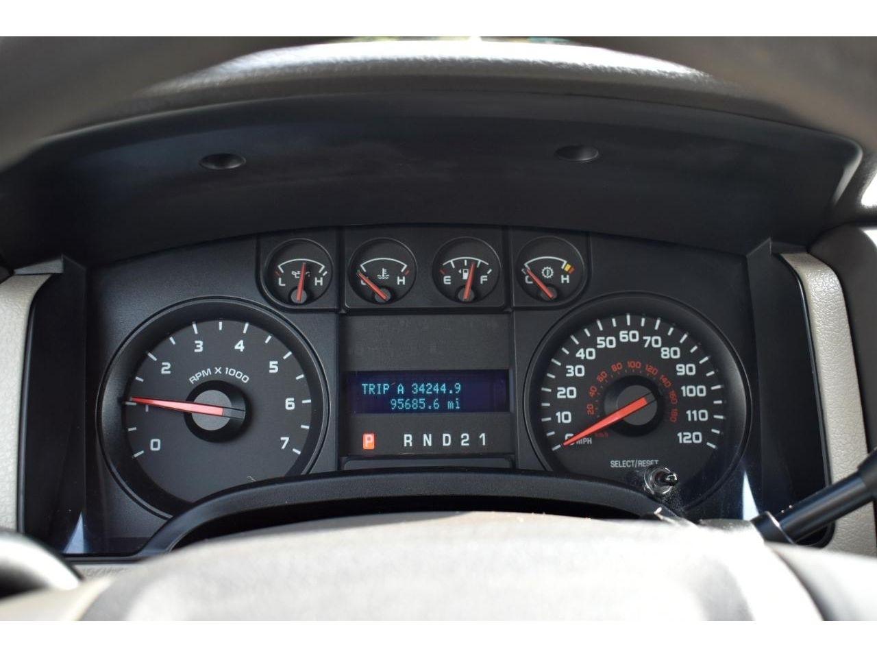 Ford F-150 XL 6.5-ft. Bed 2WD 2010