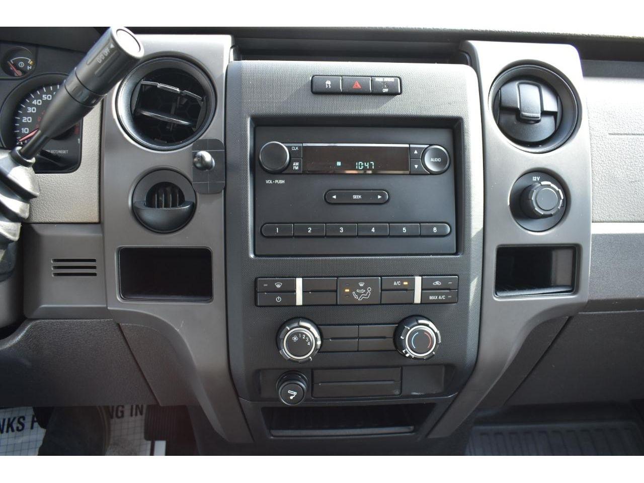 Ford F-150 XL 6.5-ft. Bed 2WD 2010