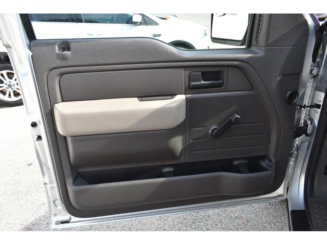 Ford F-150 XL 6.5-ft. Bed 2WD 2010