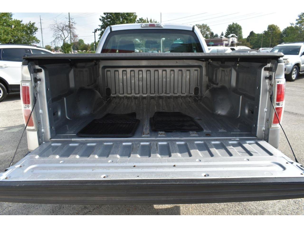 Ford F-150 XL 6.5-ft. Bed 2WD 2010