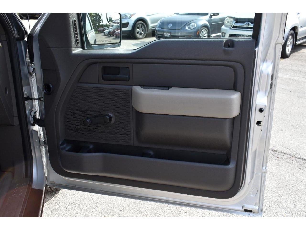 Ford F-150 XL 6.5-ft. Bed 2WD 2010