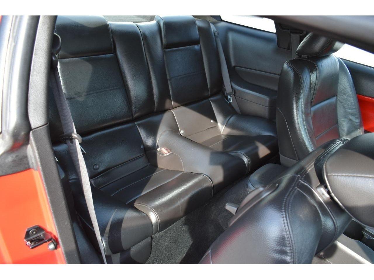 Ford Mustang V6 Deluxe Coupe 2007