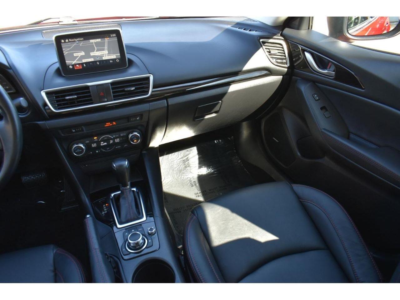 Mazda MAZDA3 I Grand Touring AT 4-Door 2015