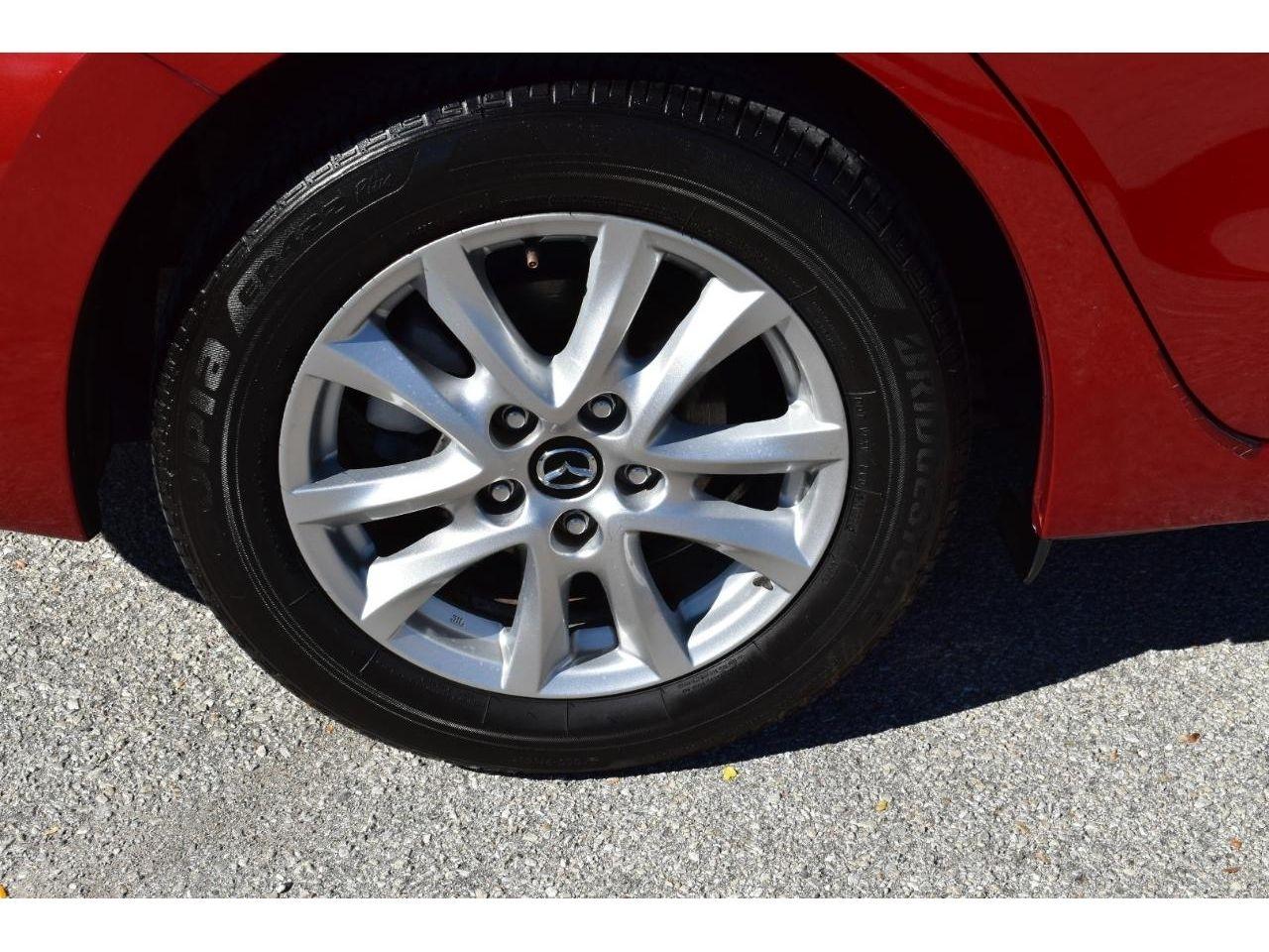 Mazda MAZDA3 I Grand Touring AT 4-Door 2015