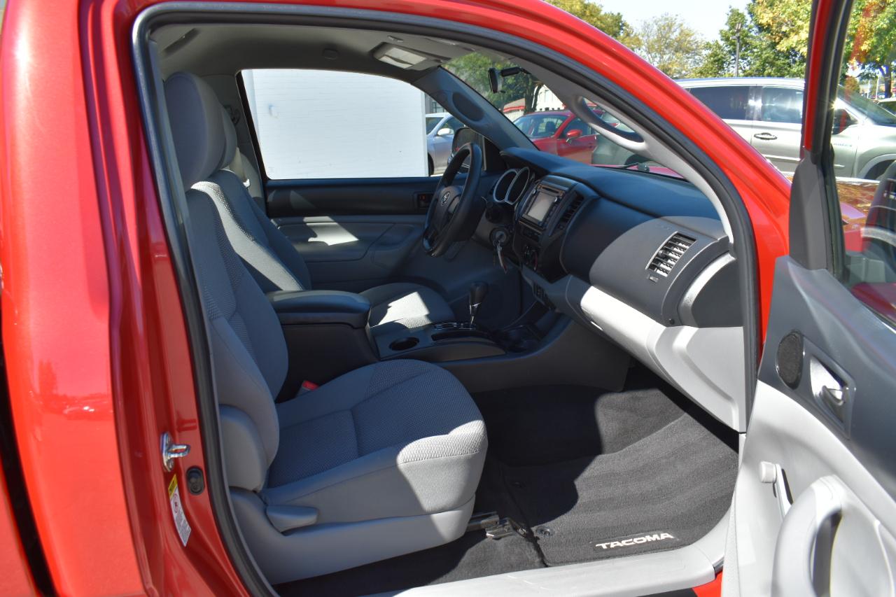 Toyota Tacoma Reg Cab 2.7L I4 Auto 4WD 2014