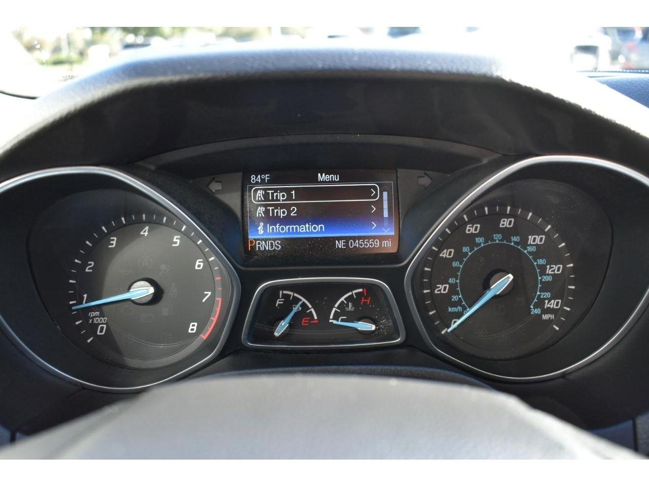 Ford Focus Titanium Sedan 2014