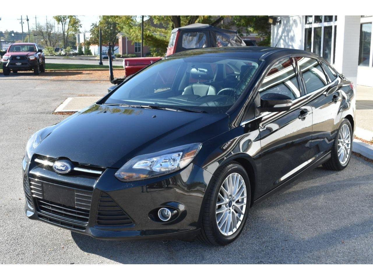 Ford Focus Titanium Sedan 2014