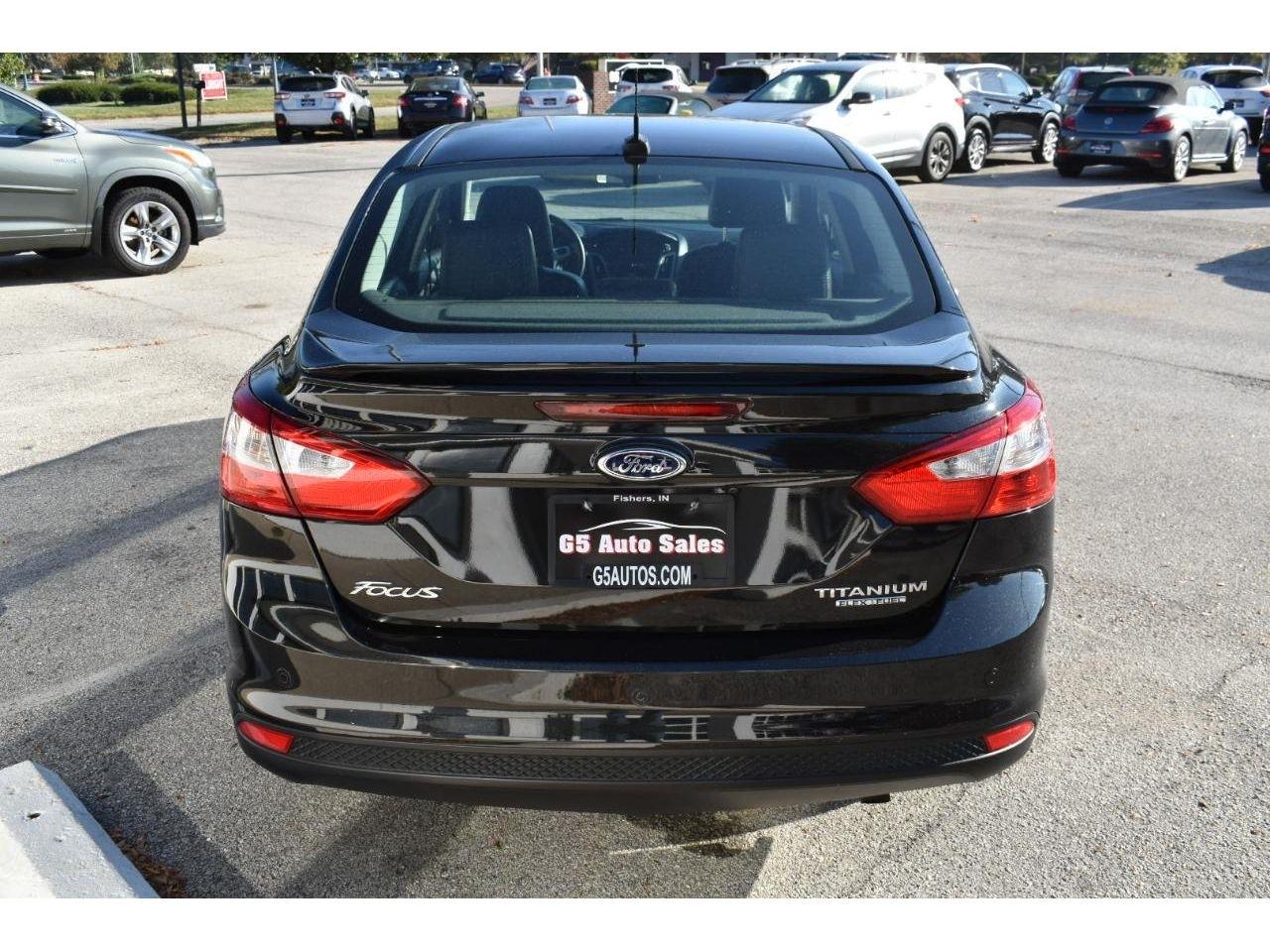 Ford Focus Titanium Sedan 2014
