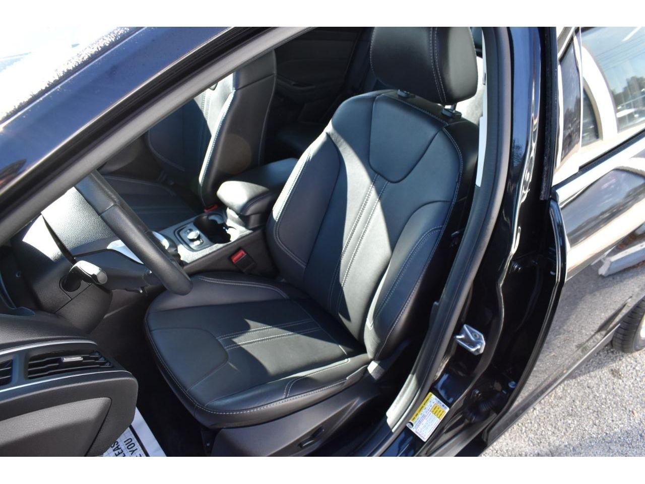 Ford Focus Titanium Sedan 2014