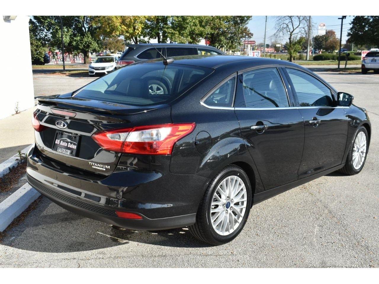 Ford Focus Titanium Sedan 2014